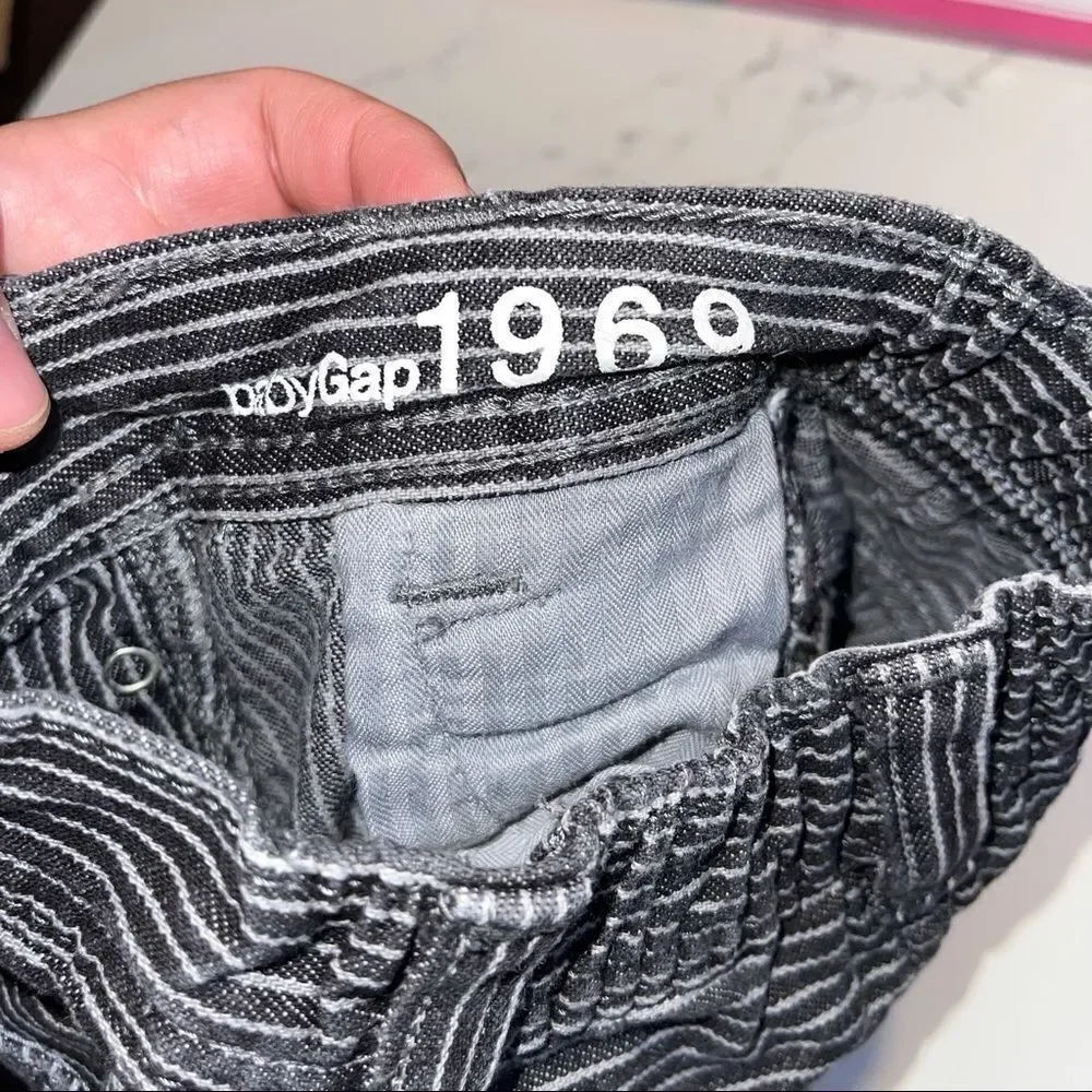 4/$25 - Baby Gap Dark‎ Grey Denim Pinstripe Shorts